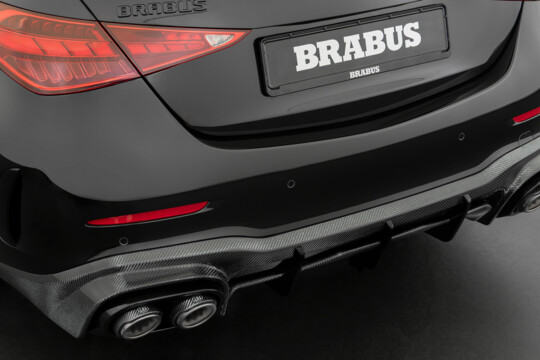 Carbon rear diffuser